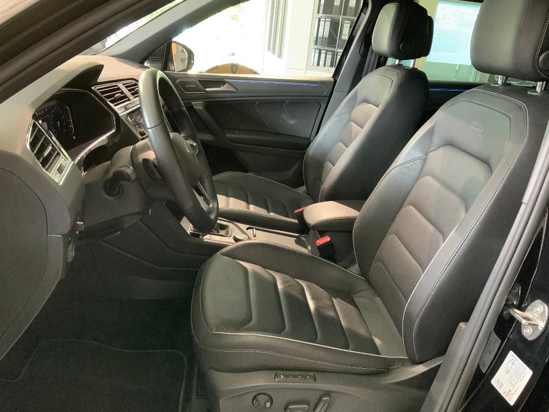 Volkswagen Tiguan R-Line 2.0 TDI 4 Motion - Samsaru's Car Outlet