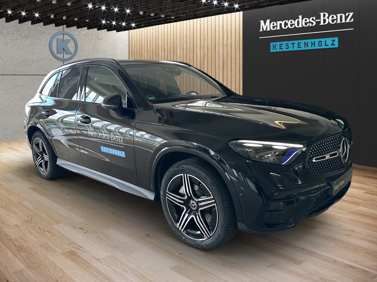 Mercedes-Benz GLC 300 DE 4M AMG°LEDER°BURM°PAN°BURM°AHK°NIGHT°
