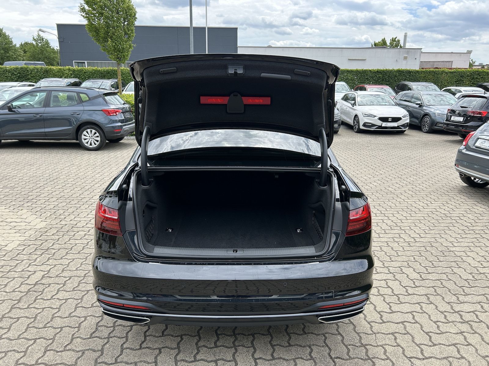Audi A4 40 TDI quattro S-tronic - Samsaru's Car Outlet