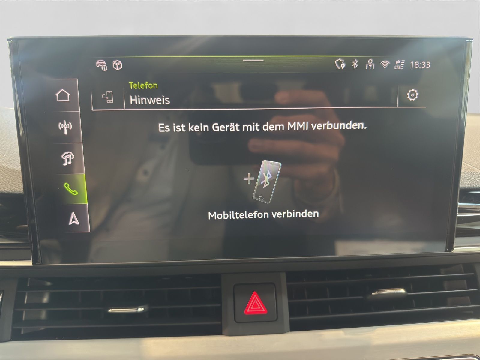 Audi A4 Avant 40 TFSI Q 2x S LINE MATRIX AHK LM19 KAM