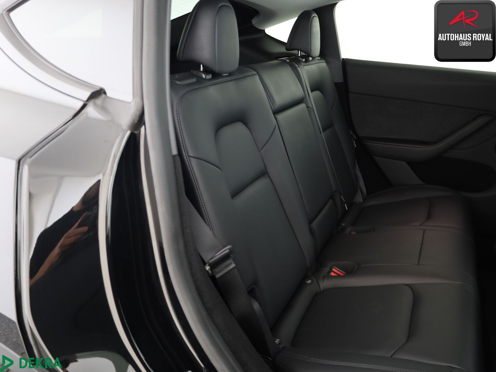 Tesla Model Y PERFORMANCE Dual Motor AWD PANO,KEYLESS