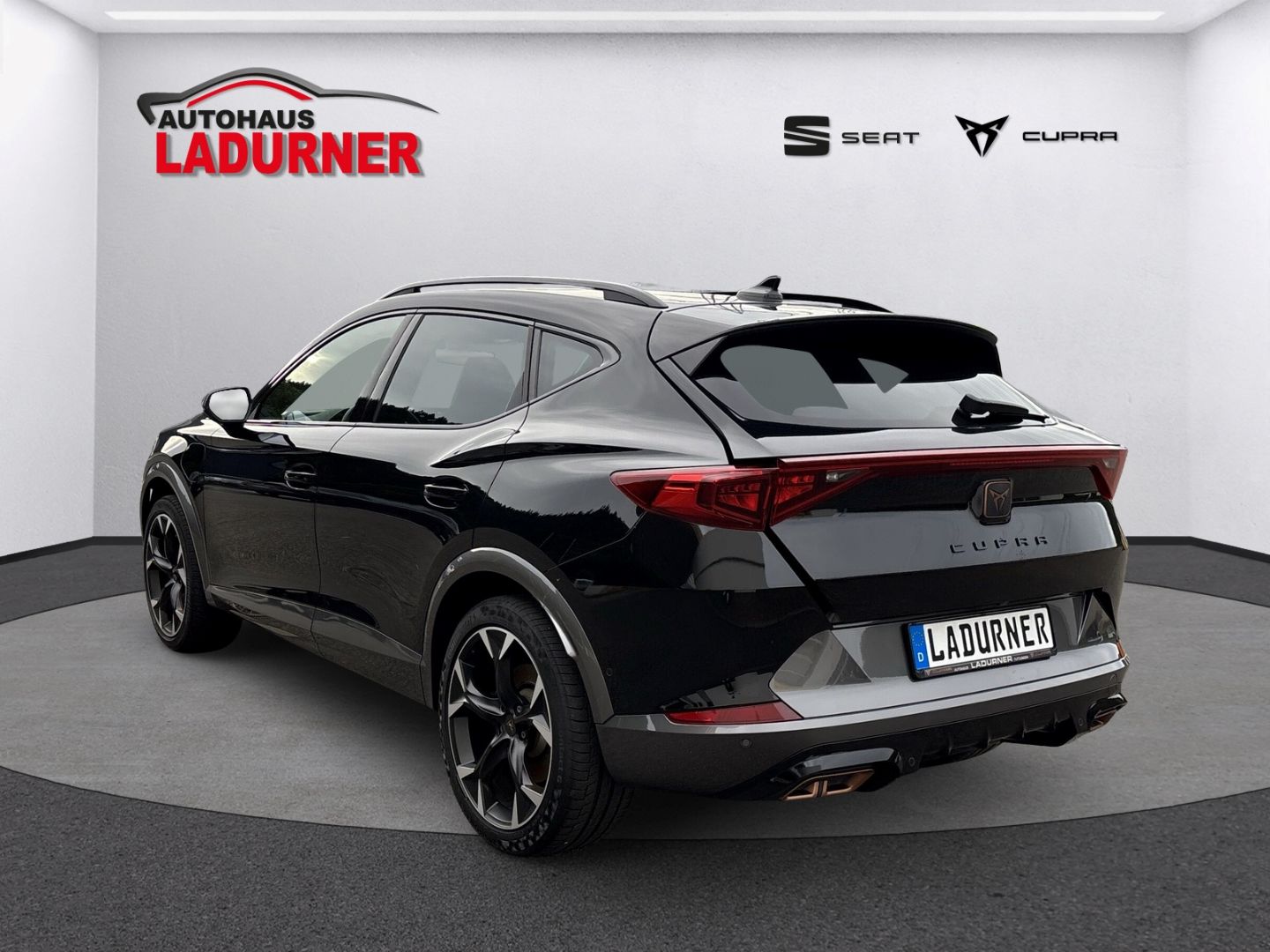 Cupra Formentor VZ e-HYBRID *AHK PANODACH +NAVI+LED*