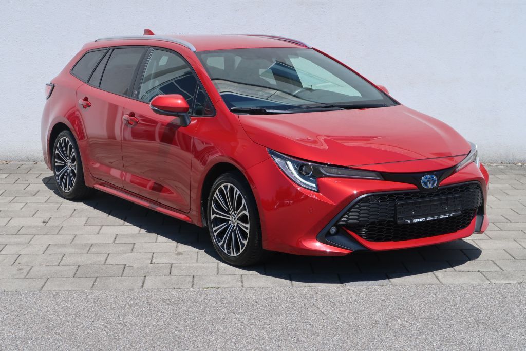 Toyota Corolla 2.0 Hybrid Touring S - Samsaru's Car Outlet