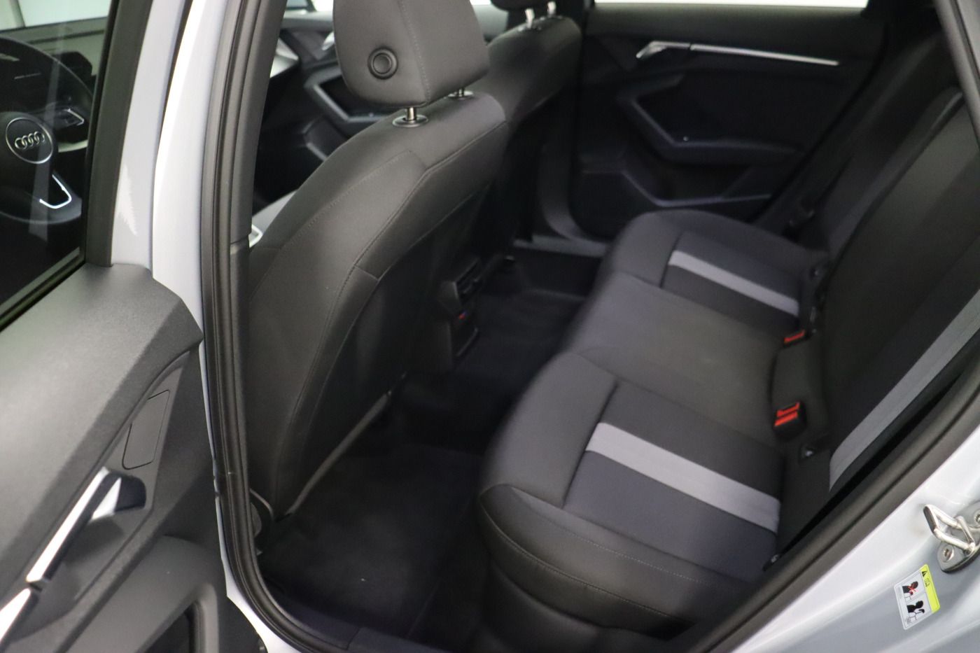 Audi A3 Sportback 30 TFSI advanced - Samsaru's Car Outlet