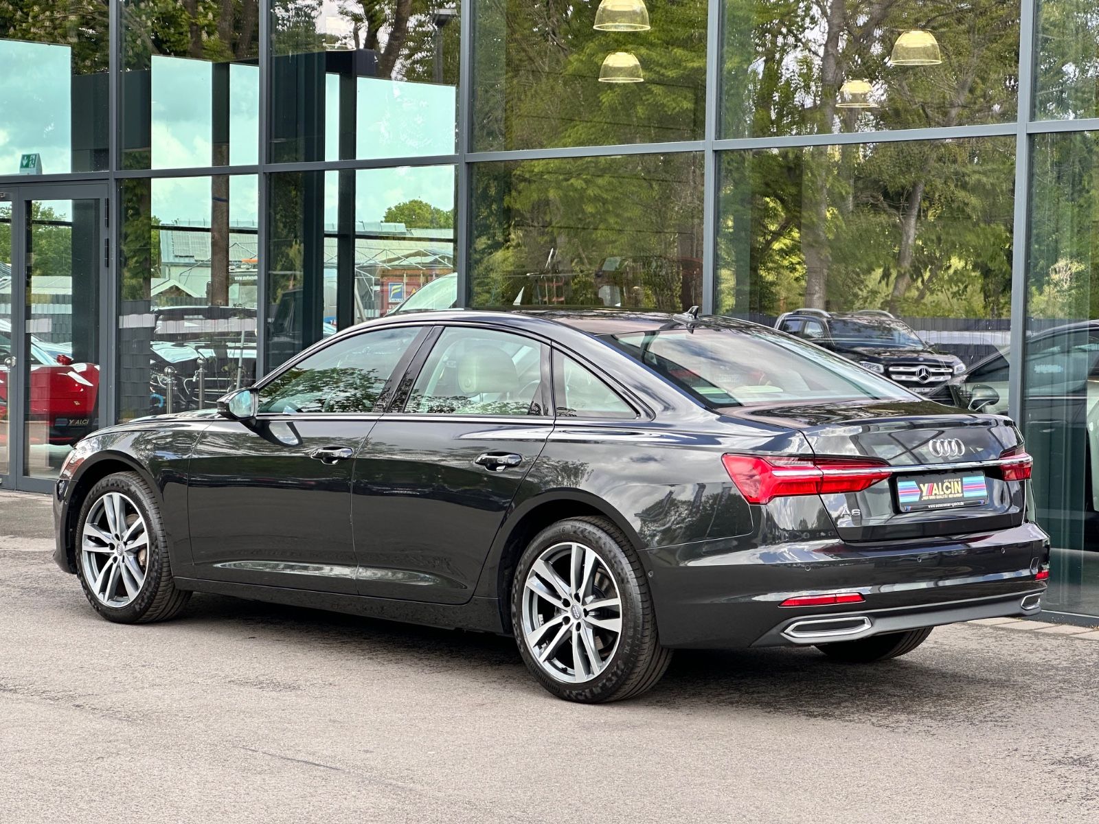 Audi A6 40 TDI S tronic advanced - Samsaru's Car Outlet