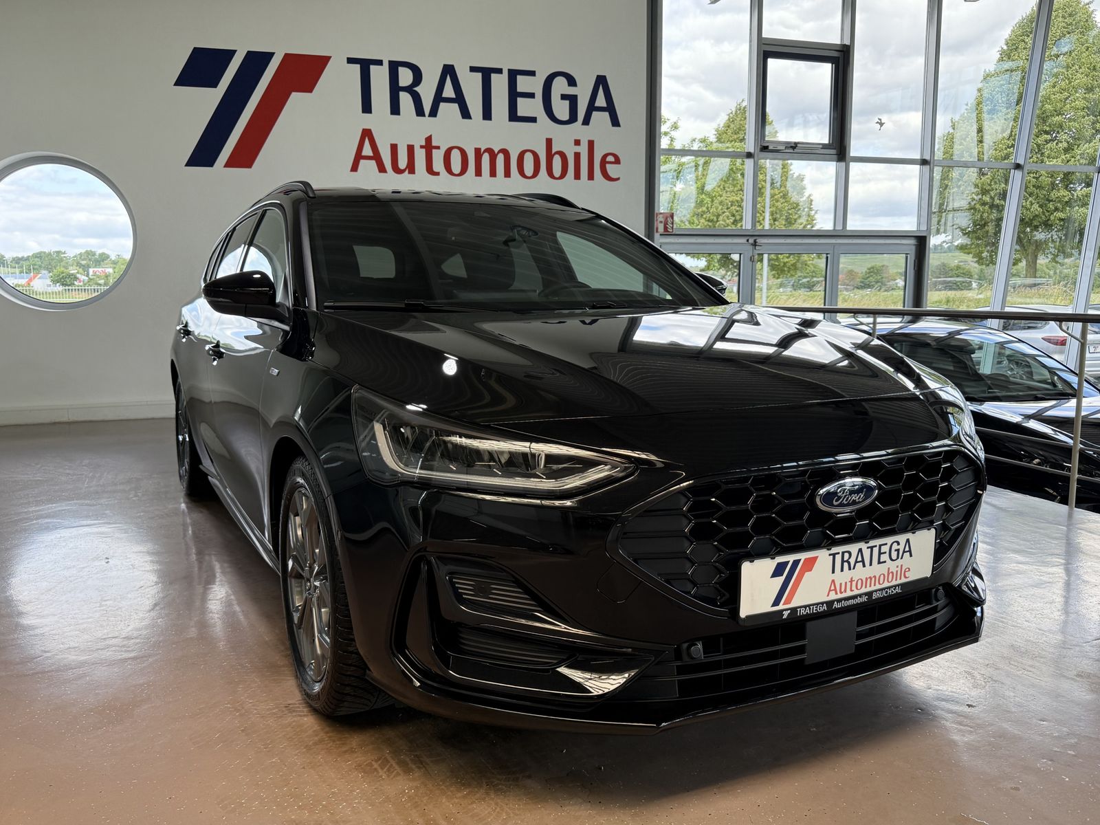 Ford Focus Turnier ST-Line X ACC AHK GJR Head Up LHZ