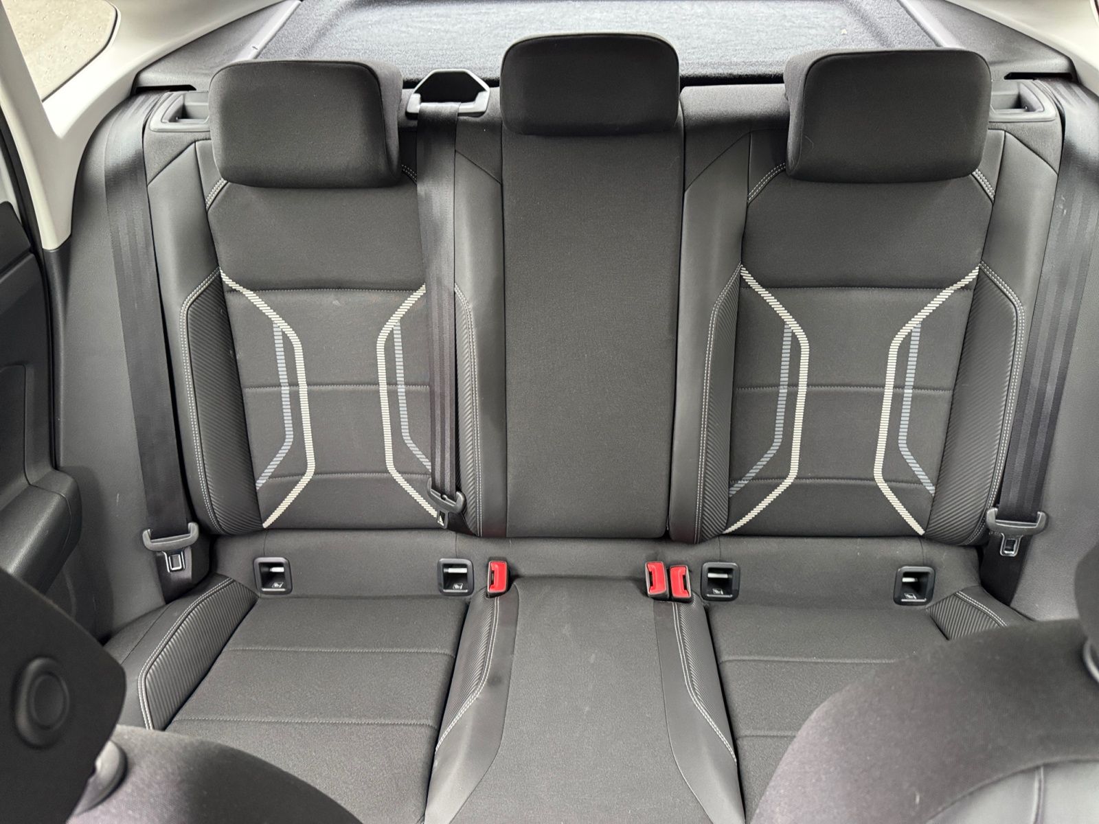 Volkswagen Taigo 1.0 TSI Style - Samsaru's Car Outlet