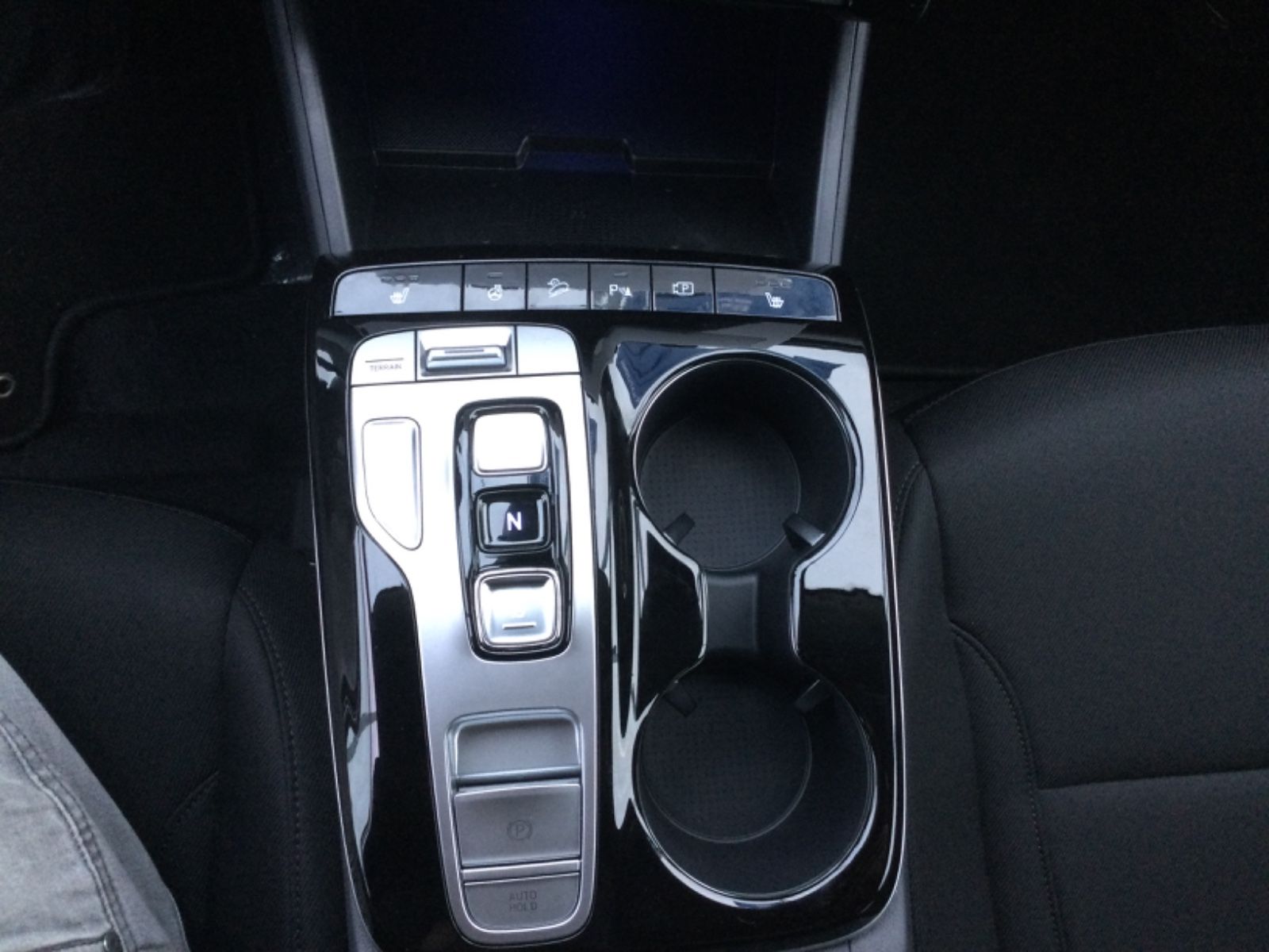 Hyundai Tucson 1.6 T-GDi Trend Hybrid 4WD - Samsaru's Car Outlet