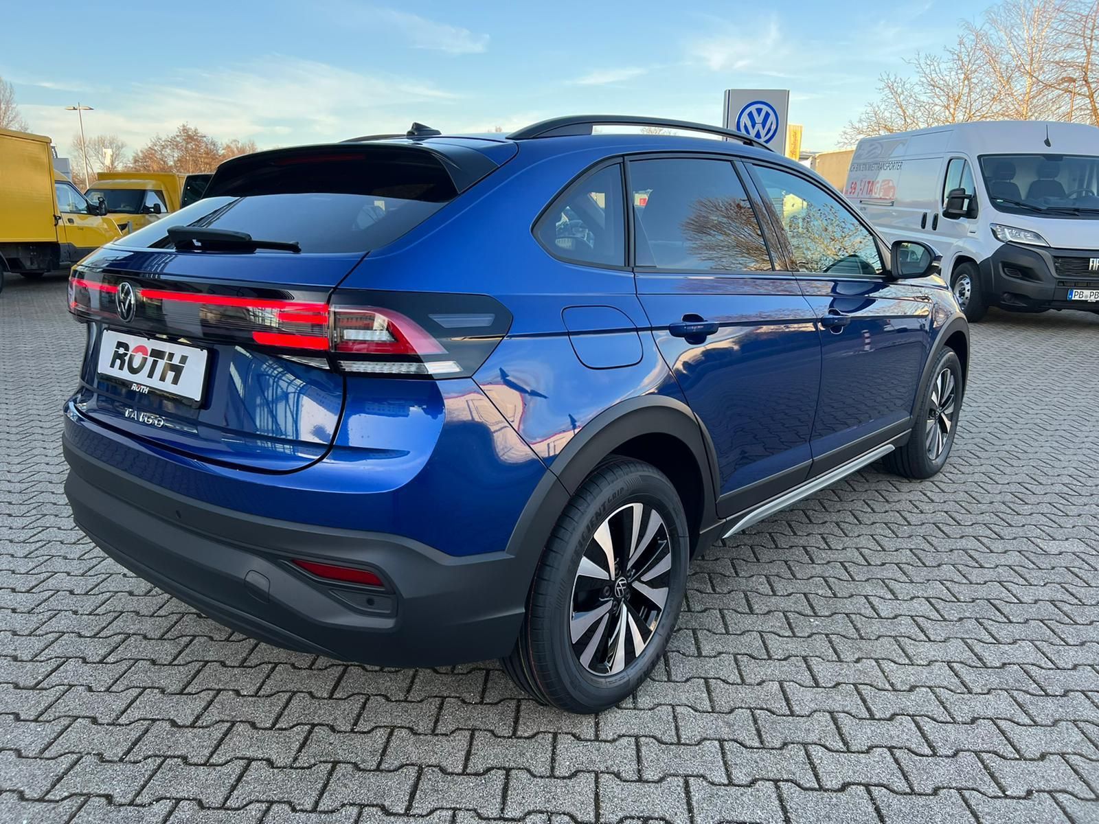 Volkswagen Taigo 1.0 TSI Life - Samsaru's Car Outlet