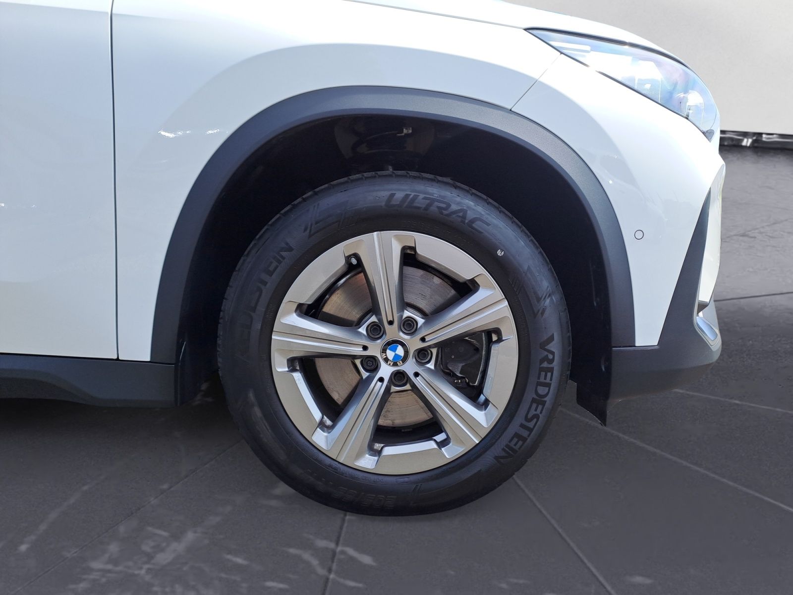 BMW X1 xDrive23d Steptronic - Samsaru's Car Outlet