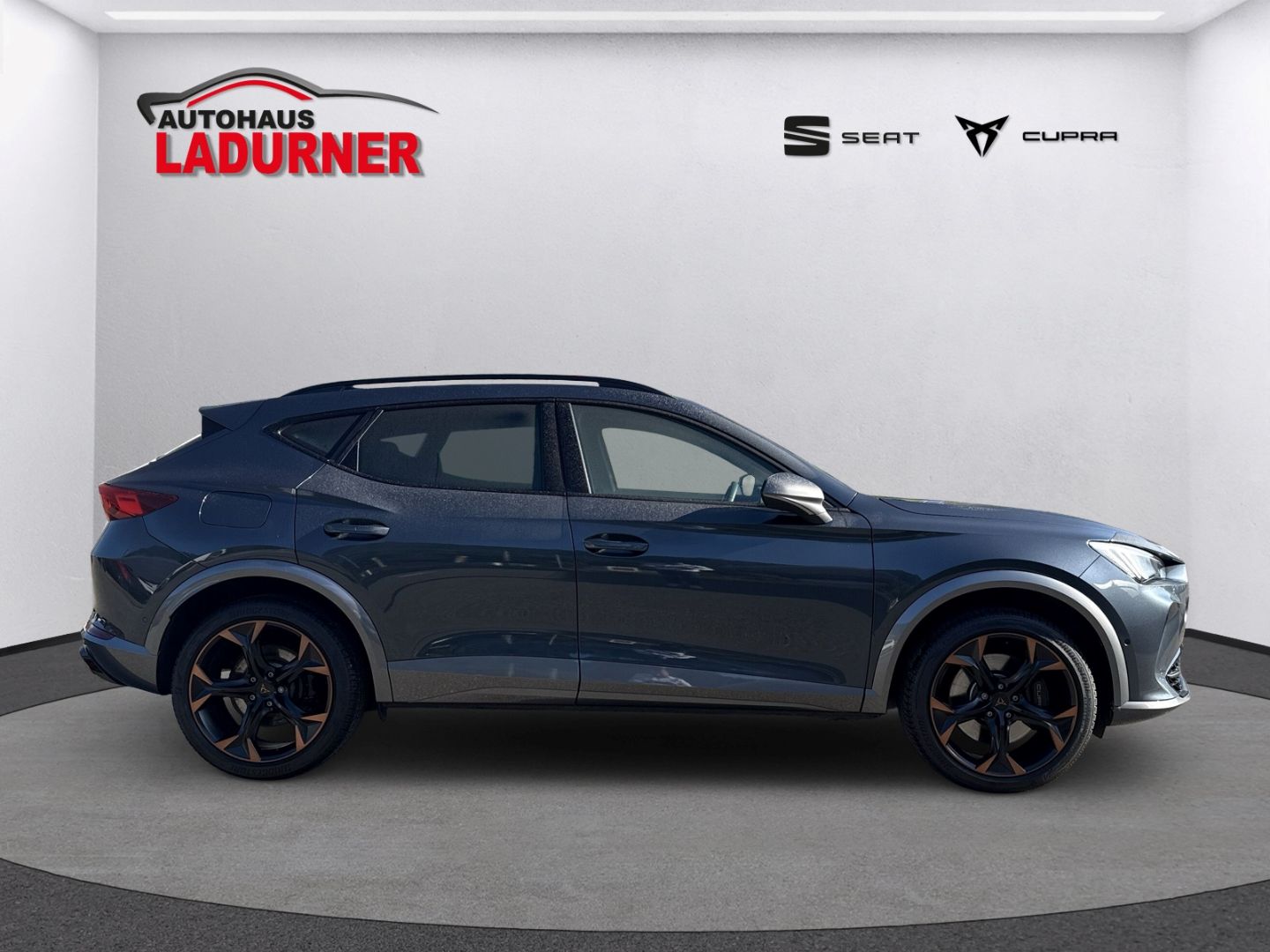 Cupra Formentor VZ 4D 2.0TSI *AHK+NAVI+BEATS+COPPER
