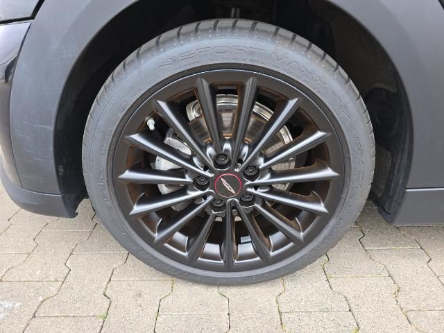 MINI Cooper 1.5 Aut.Yours - Samsaru's Car Outlet