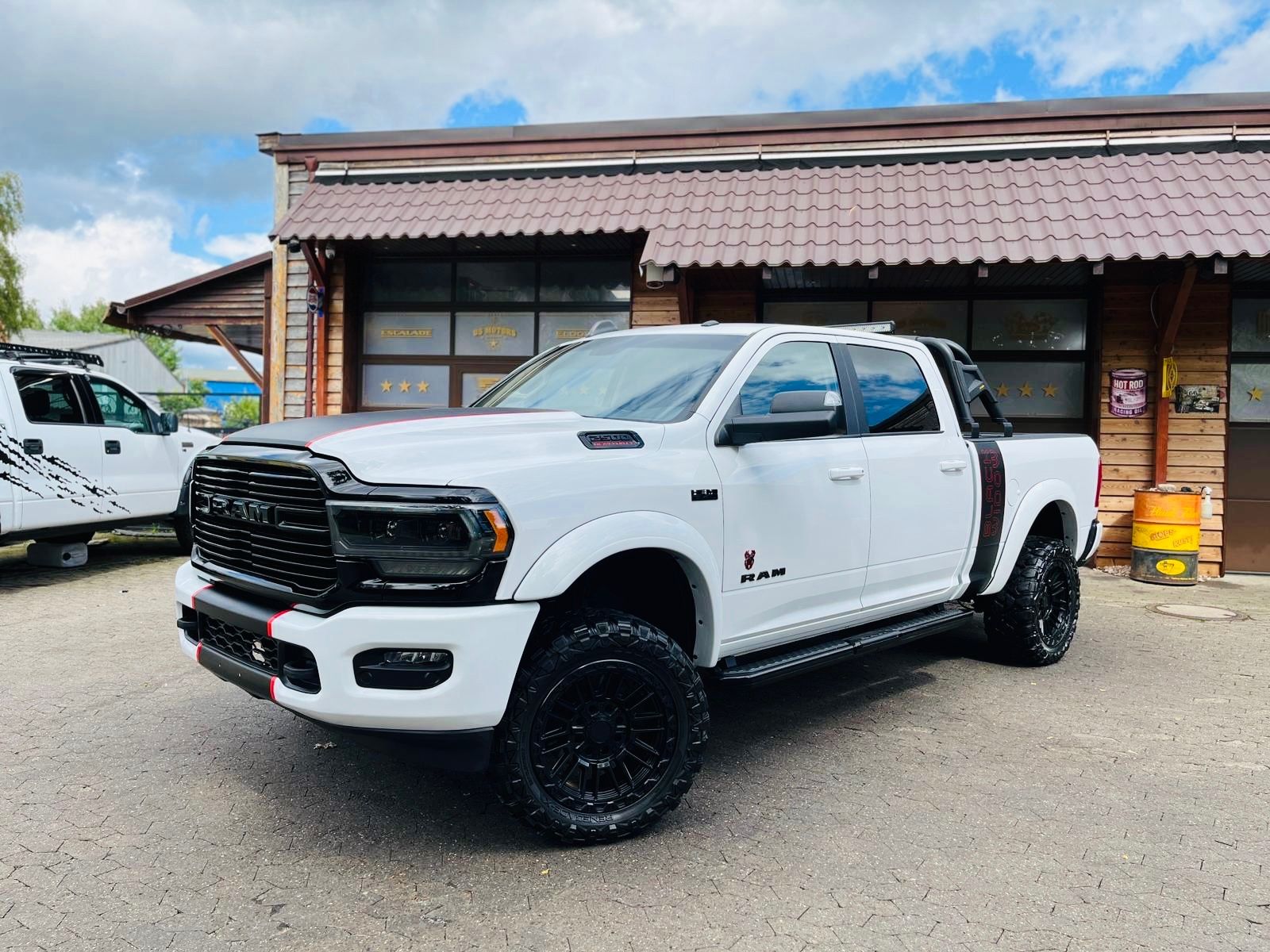 Dodge 2500*6,4L V8*LPG*4X4*LONGBED*OFFROAD*AHK*GARANTI