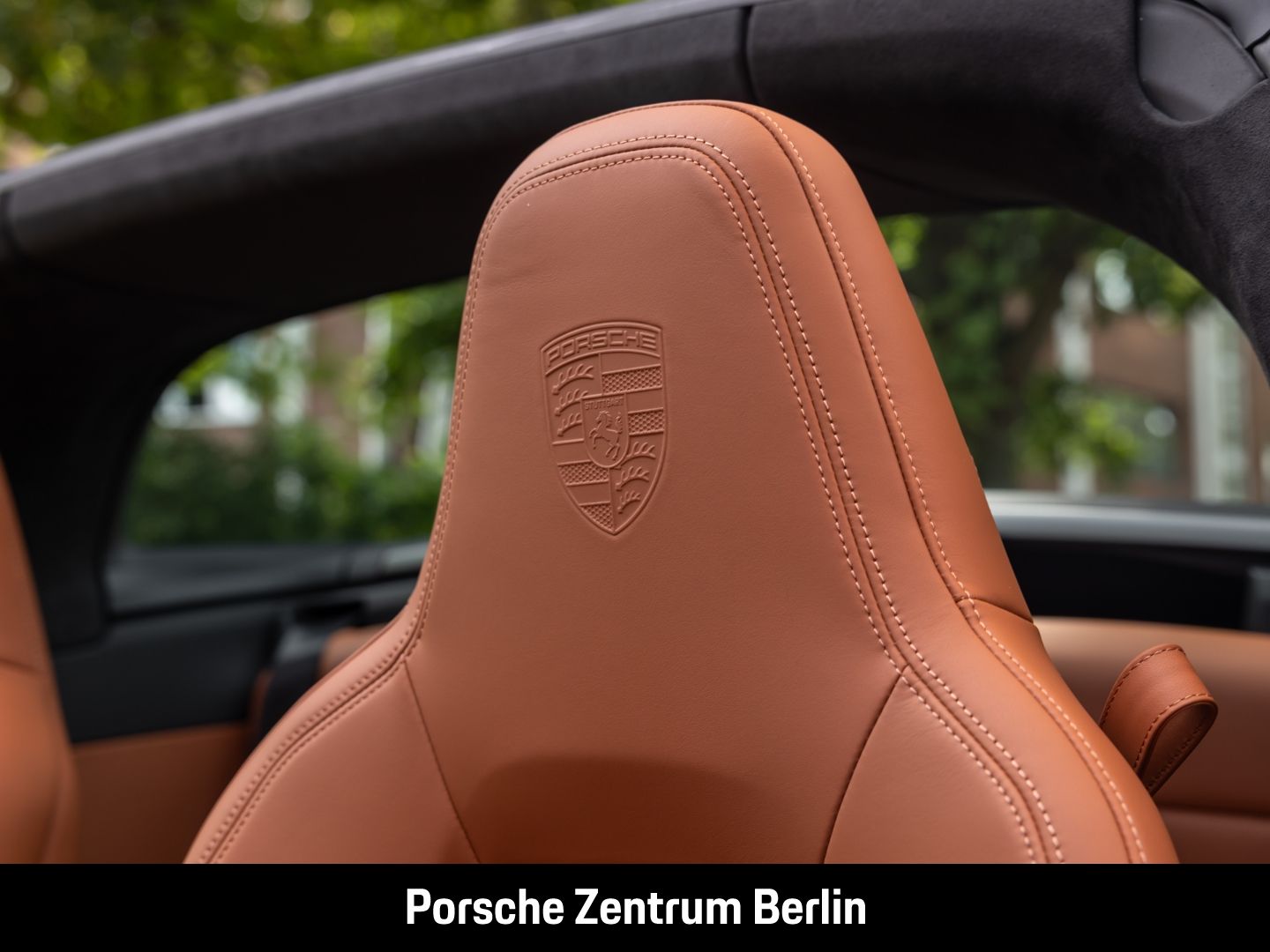 Porsche 992 911 Targa 4 GTS BOSE Sportabgasanlage LED