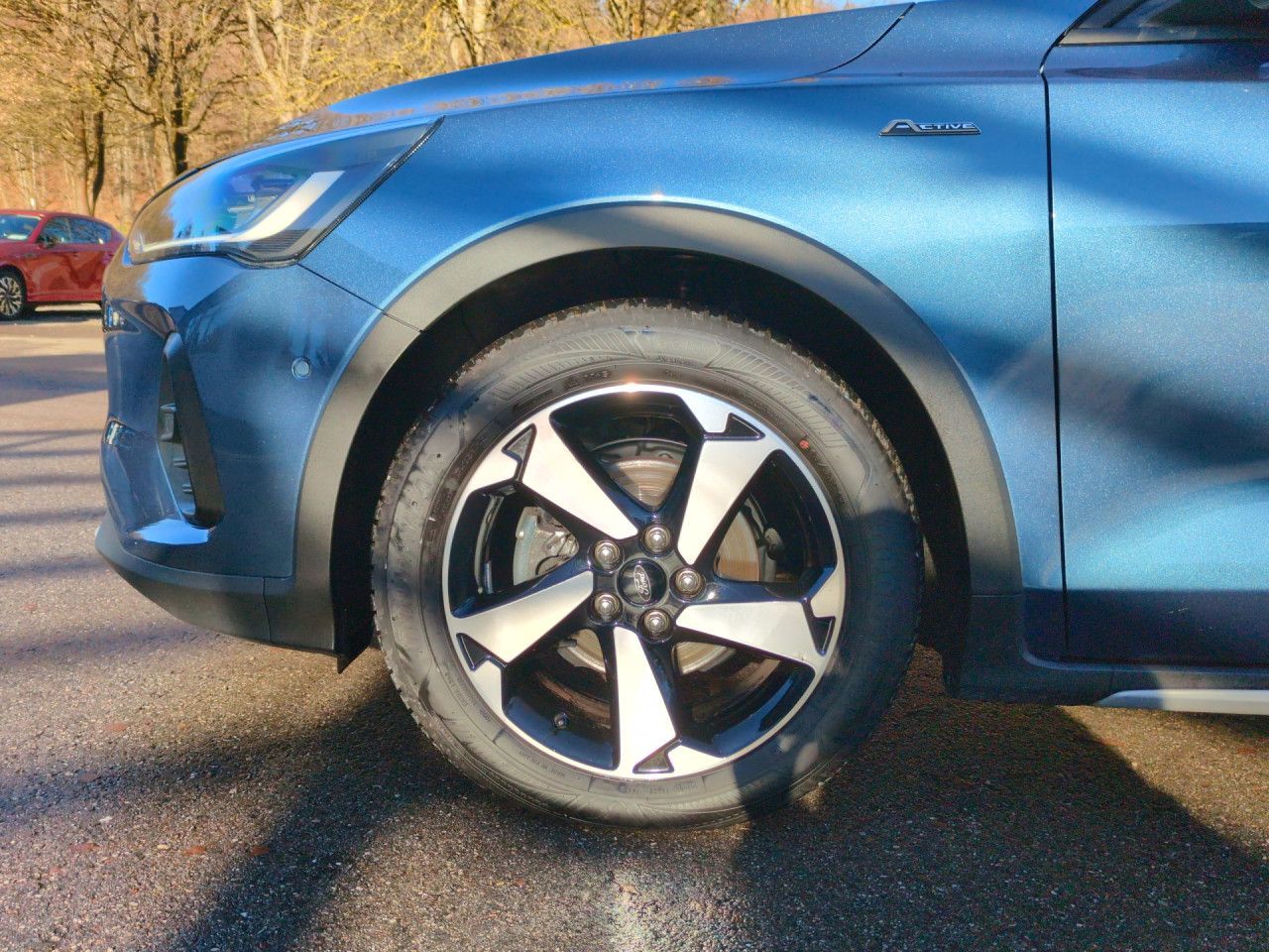 Ford Focus Turnier 1.5 EcoBlue Active X Automatik LED