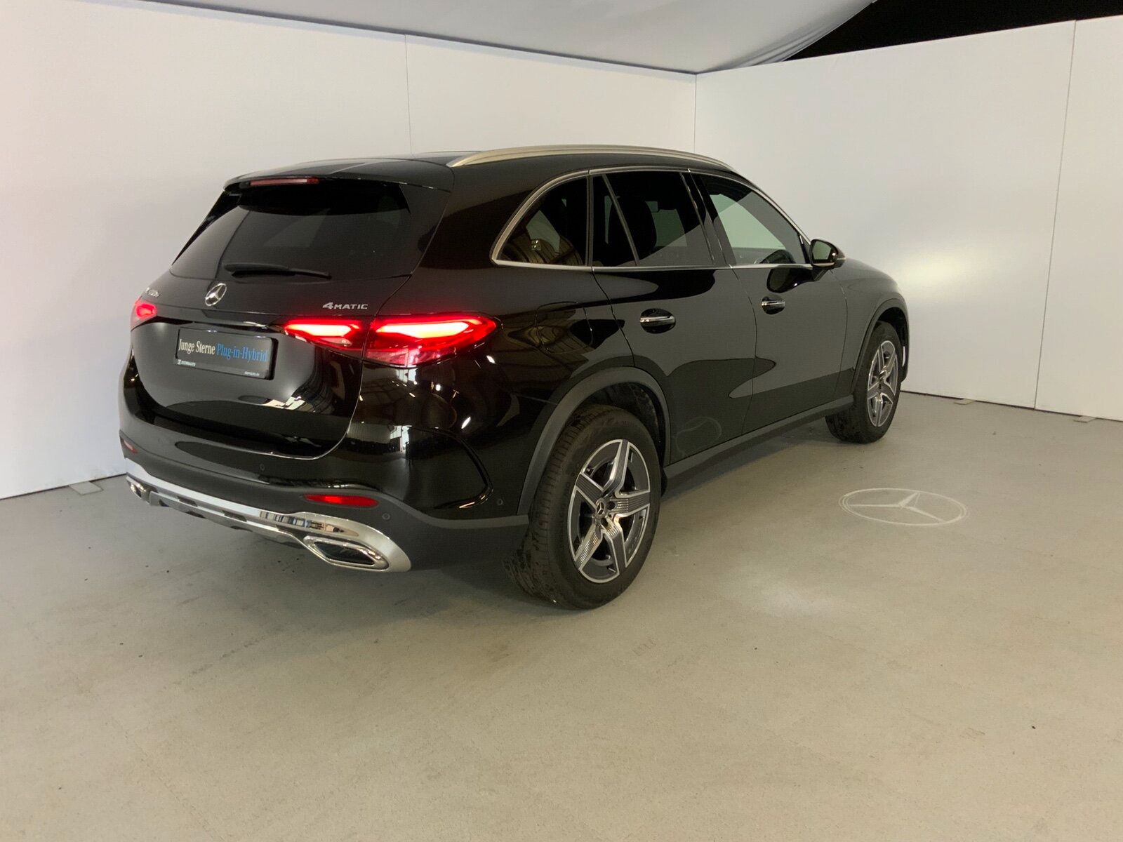 Mercedes-Benz GLC 400 e 4M AMG Pano DigiLight AHK Burm3D 360°
