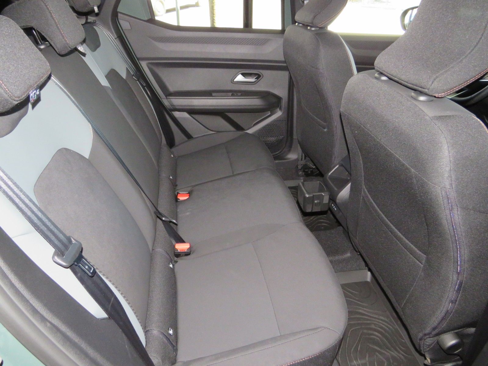 Dacia Duster III TCe 130 Extreme - Samsaru's Car Outlet