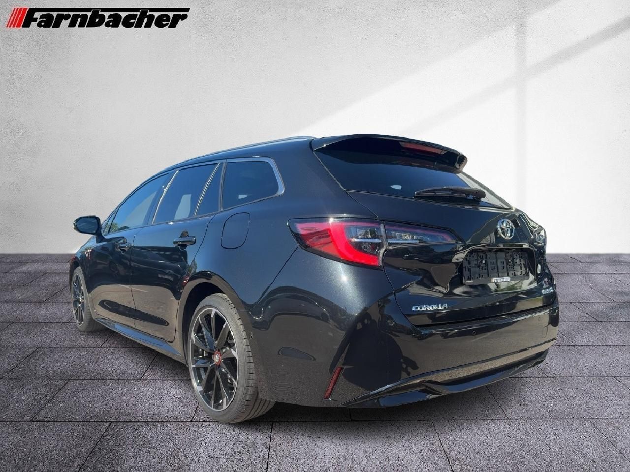 Toyota Corolla TS 2,0 Hybrid GR Sport Black Edt.*Pano*