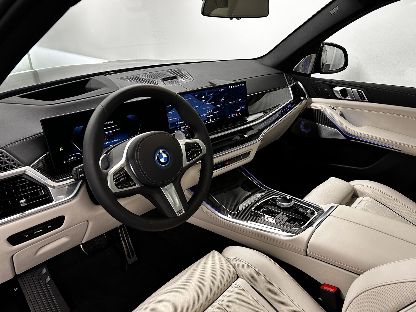BMW X5 xDrive50e M Sportpaket Pro B&W Pano. AHK DAB