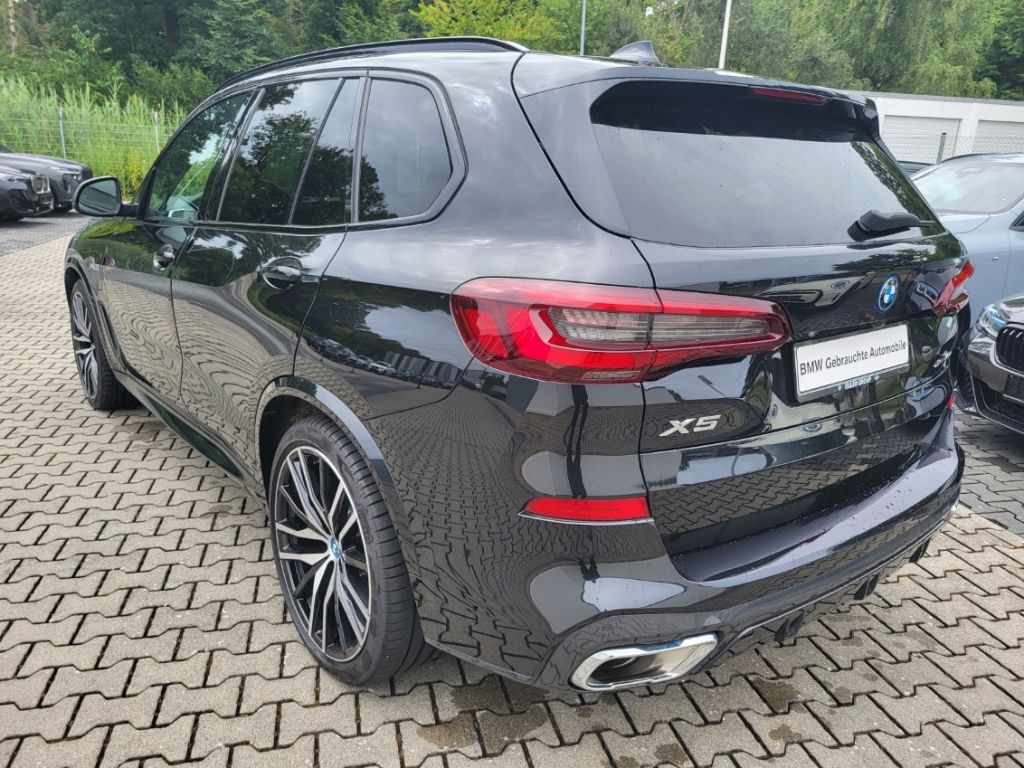 BMW X5 xDr45e M-Sport HUD AHK Panorama Navi Leder