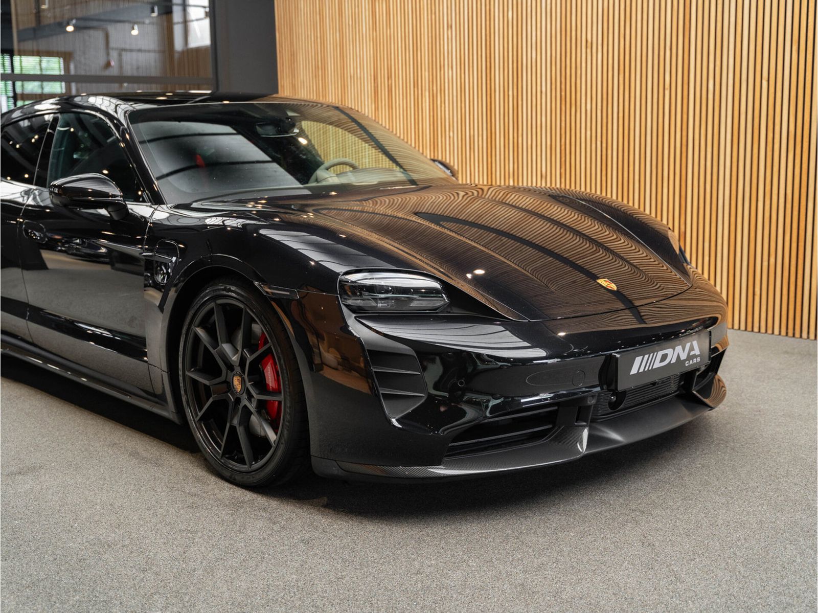Porsche Taycan GTS Sport Turismo Sport Design Carbon Spo