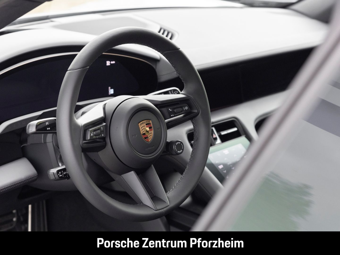 Porsche Taycan 4 Cross Turismo Head-Up HD-Matrix 21-Zoll