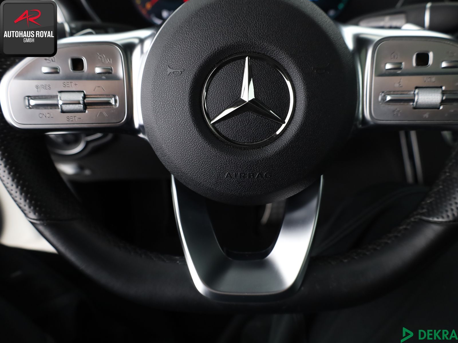 Mercedes-Benz GLC 300 de 4M AMG HUD,KEYLESS,360GRAD,DISTRO,AHK