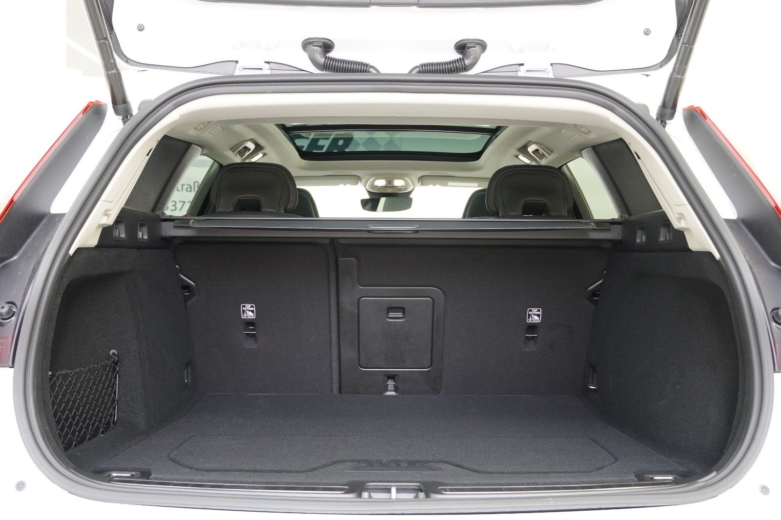 Volvo V60 Kombi Plus Bright Recharge Plug-In Hybrid AW