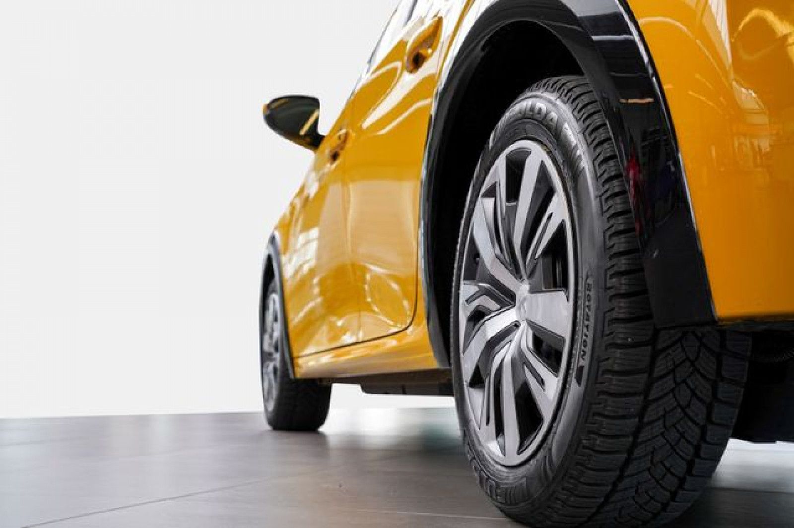 Peugeot 208 Active - Samsaru's Car Outlet