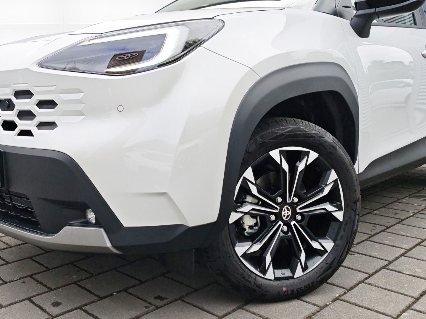 Toyota Yaris Cross 1.5 Hybrid Teamplayer 4x2 +Technik-P