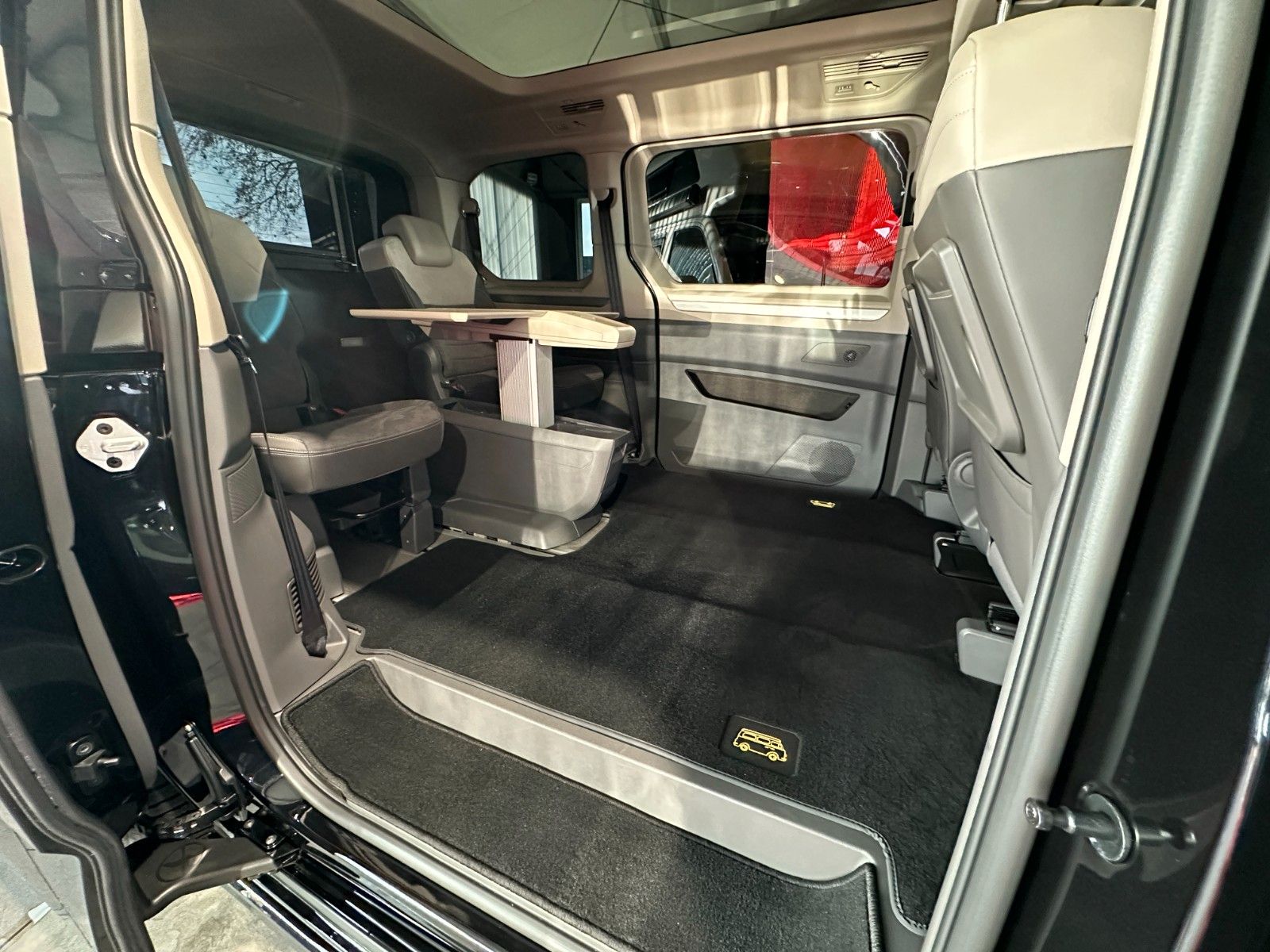 Volkswagen T7 Multivan ABT Edition - Samsaru's Car Outlet