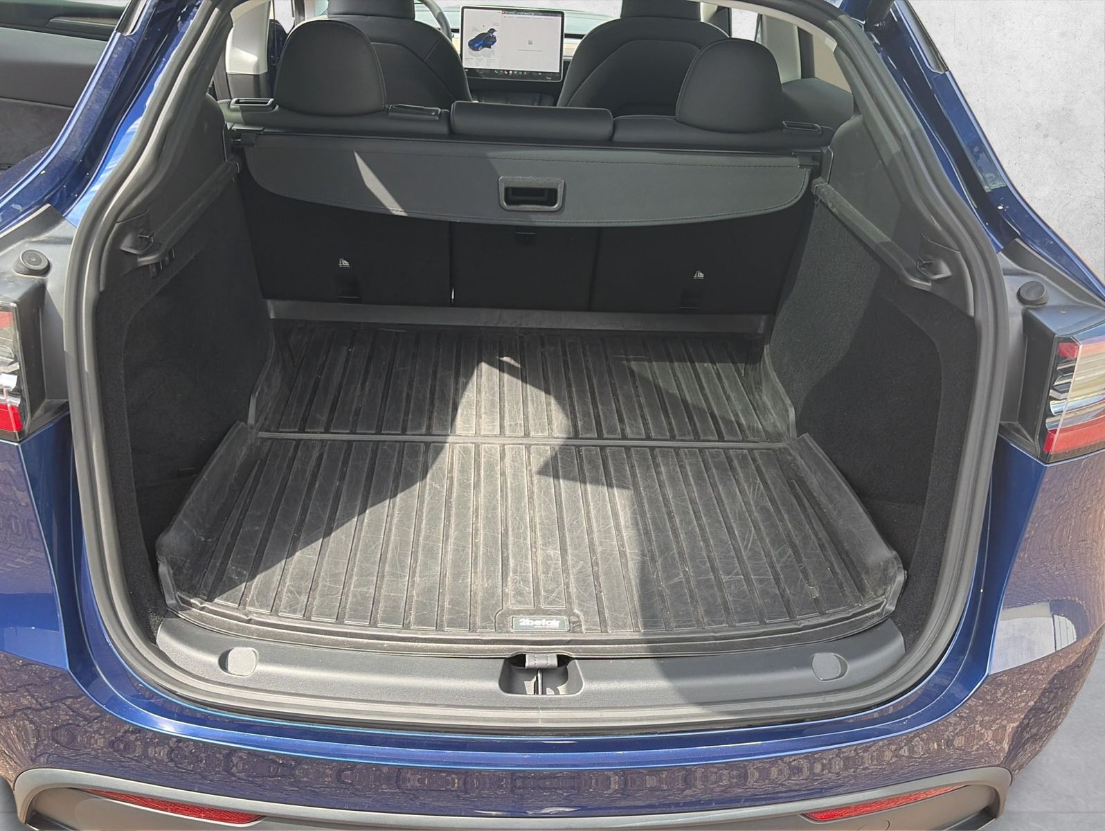 Tesla Model Y RWD * unfallfrei * 1.Hand