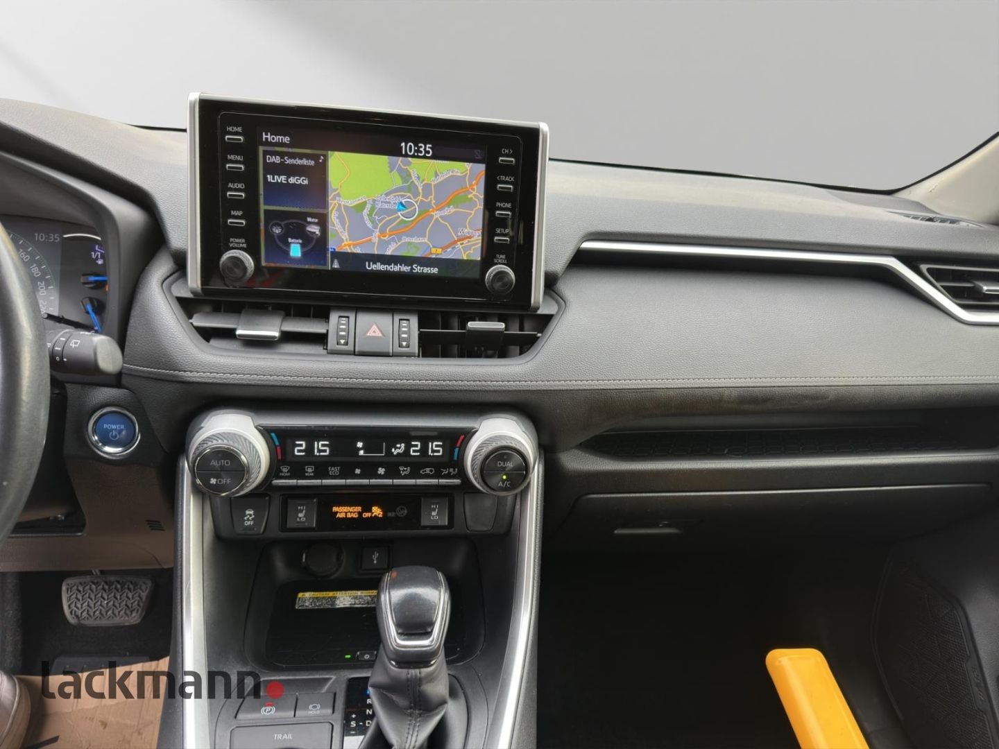 Toyota RAV 4 2.5 Hybrid 4x4 Team - Samsaru's Car Outlet