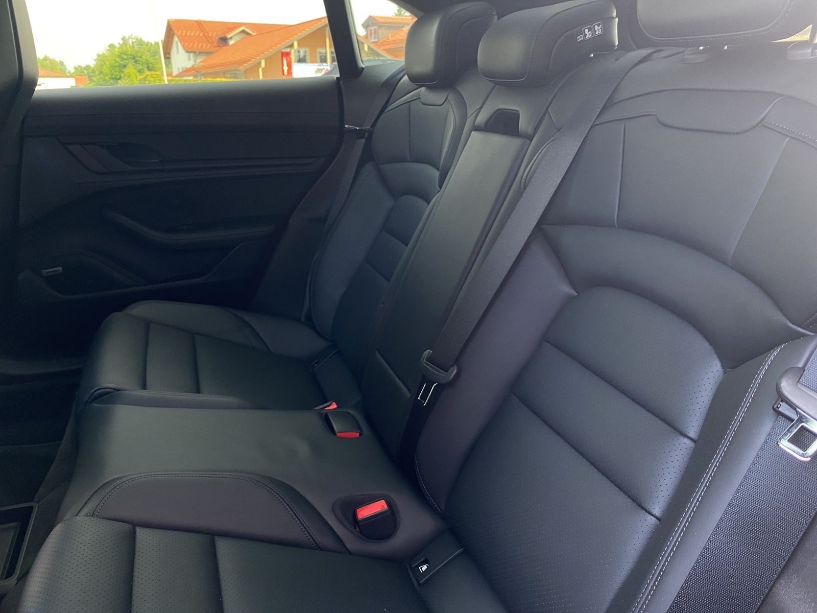 Porsche Taycan GTS Sport Turismo | BOSE | Panorama |