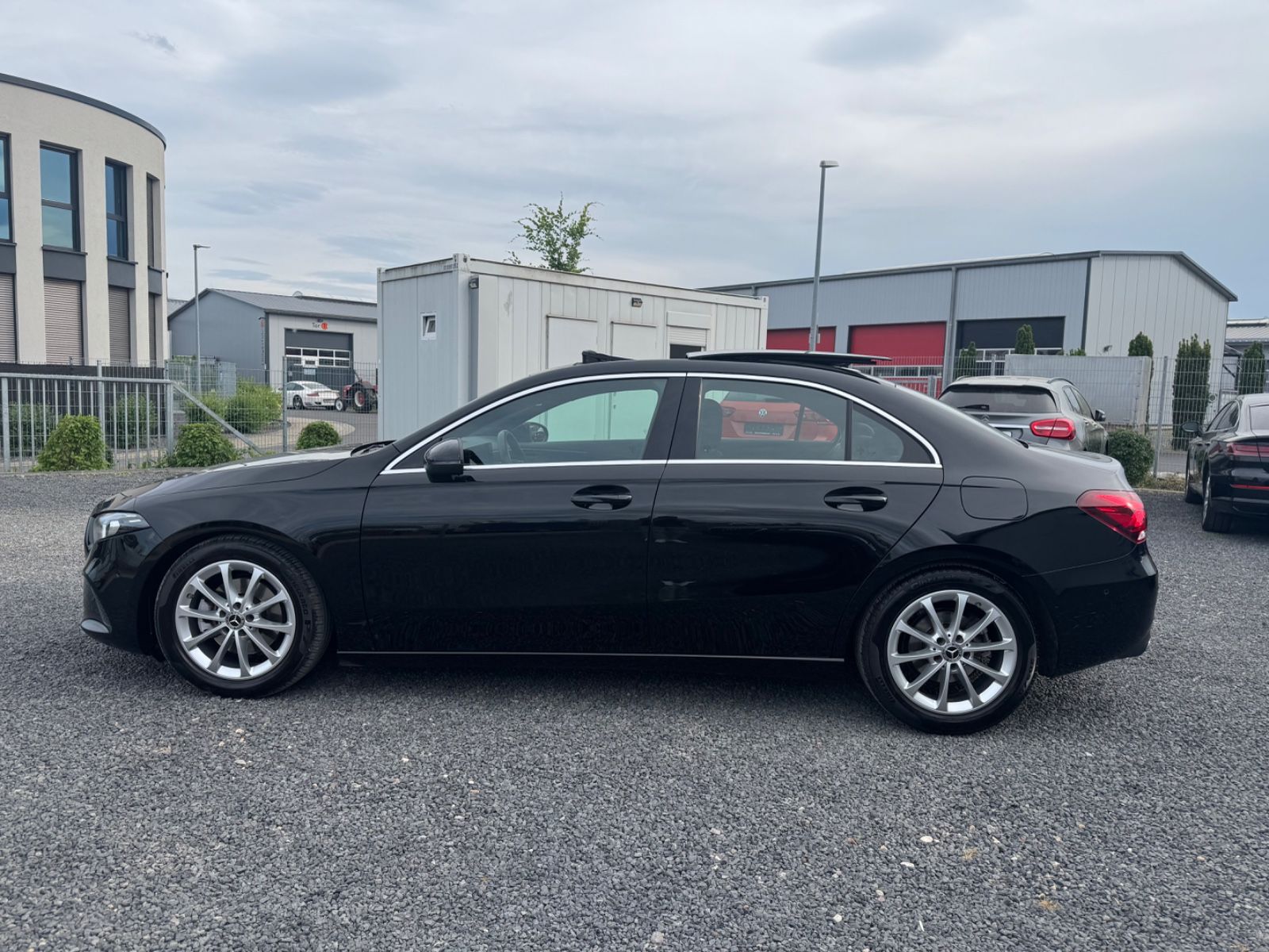 Mercedes-Benz A 200 A-Klasse Lim. - Samsaru's Car Outlet