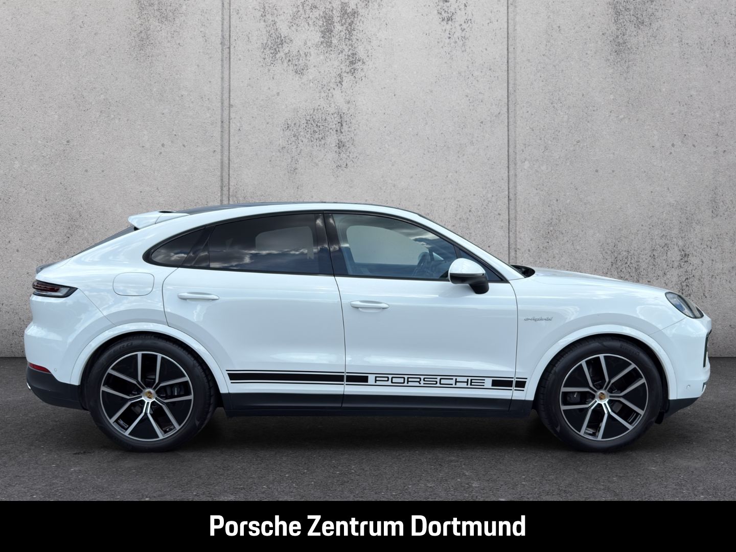 Porsche Cayenne E-Hybrid Coupe Surround-View LED-Matrix