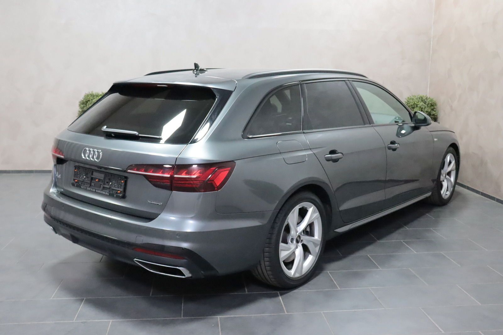 Audi A4 Avant 45 TFSI Quattro S Line - Samsaru's Car Outlet