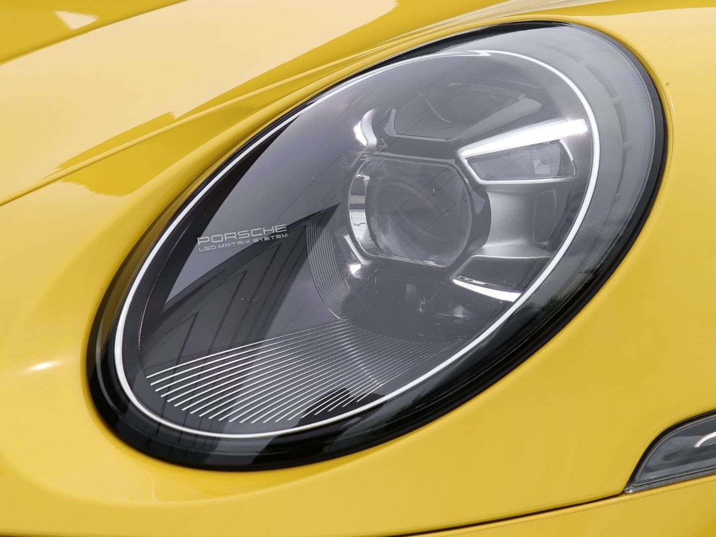 Porsche 992 911 Turbo Cabriolet Burmester LED-Matrix