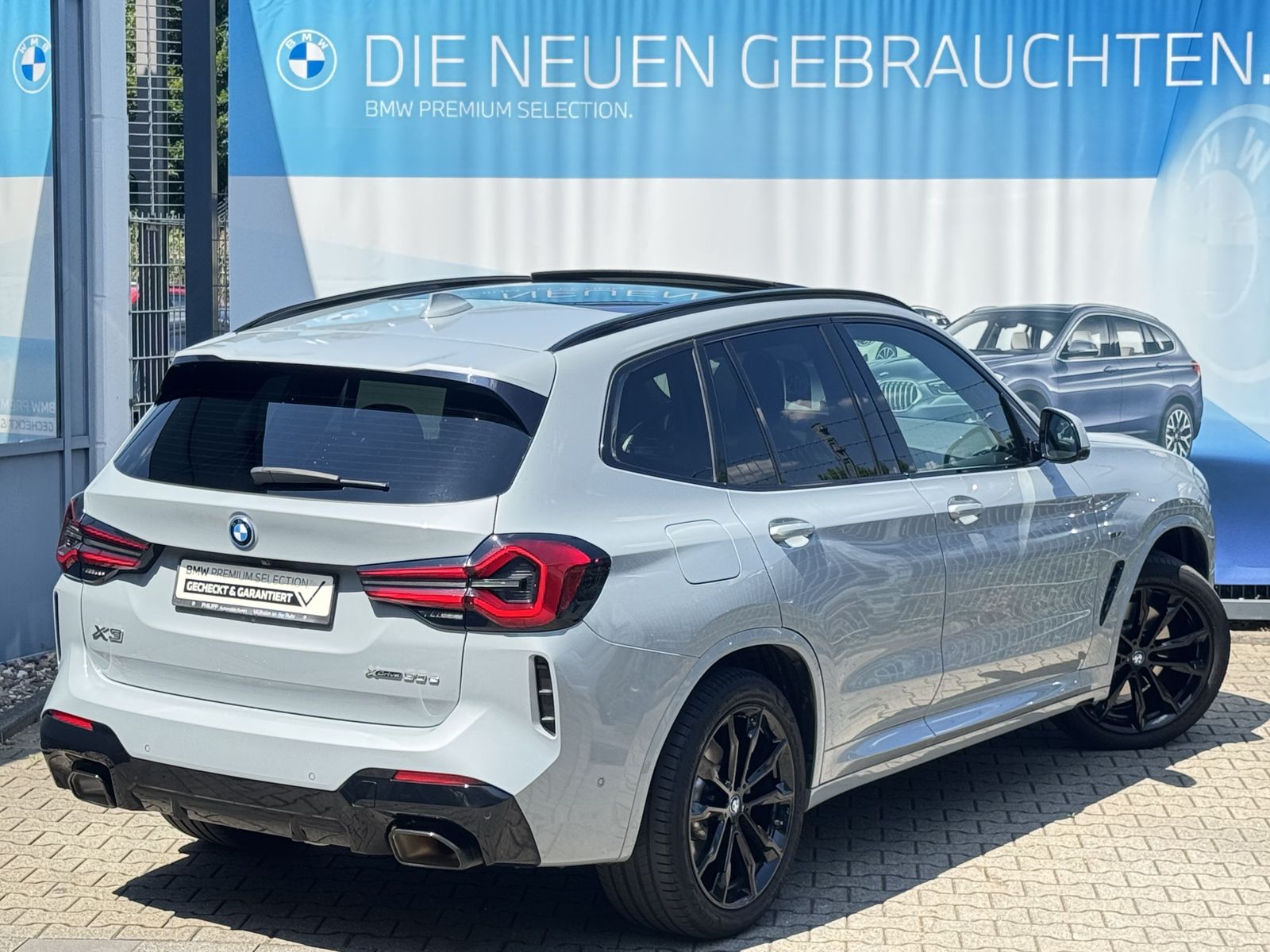 BMW X3 xDrive30e M Sport - Samsaru's Car Outlet