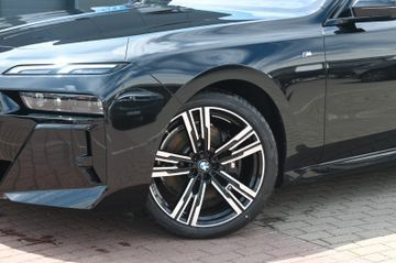 BMW 740d xDrive *B&W*MASS*LUFT*360°*M-PKT PRO*21"*