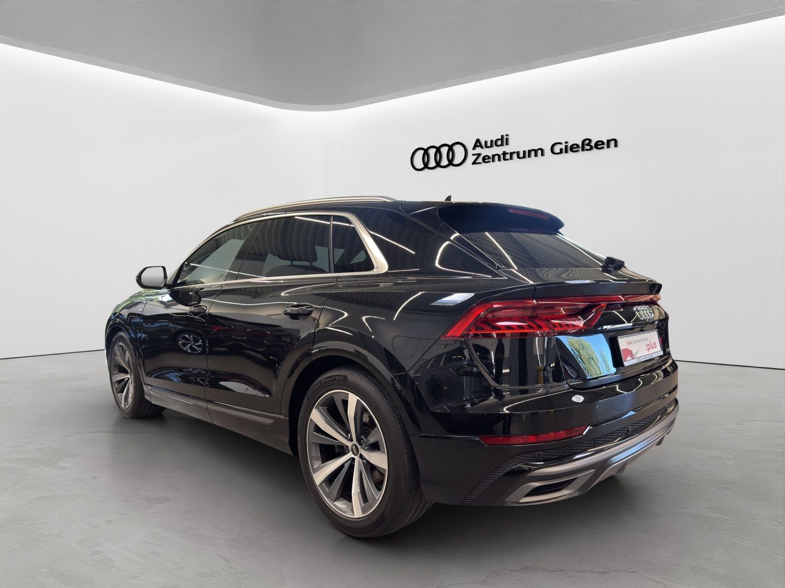 Audi Q8 50 TDI quattro S line AHK Pano 360°Kamera