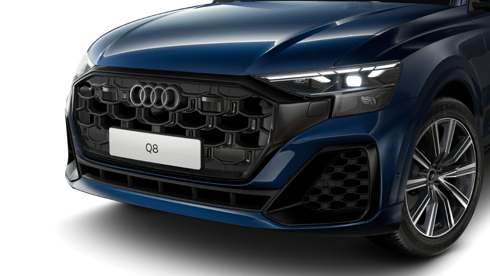 Audi Q8 55 TFSI S LINE - Samsaru's Car Outlet