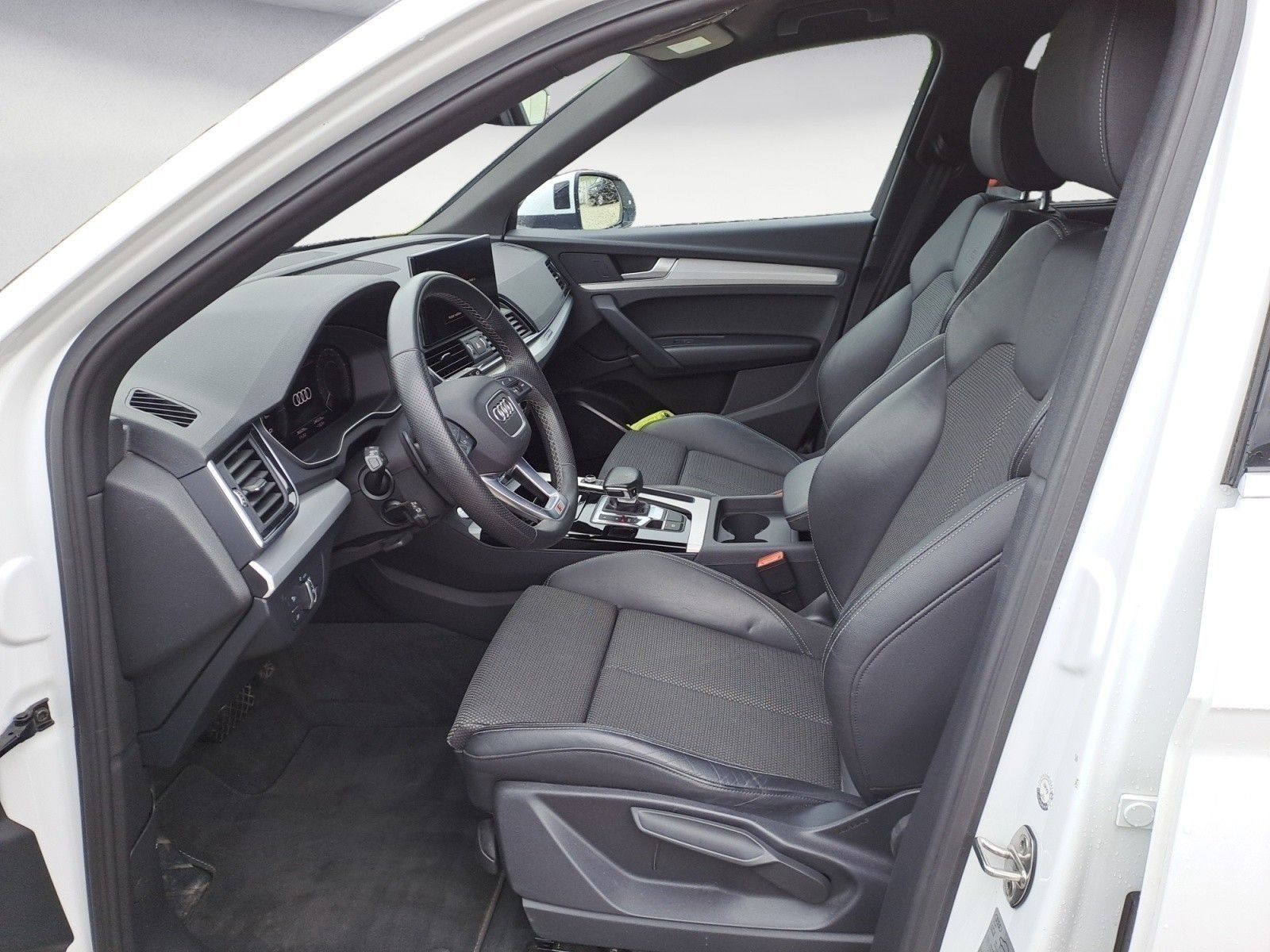 Audi Q5 Sportback 50 TFSIe quattro S-Line AHK Matr 50