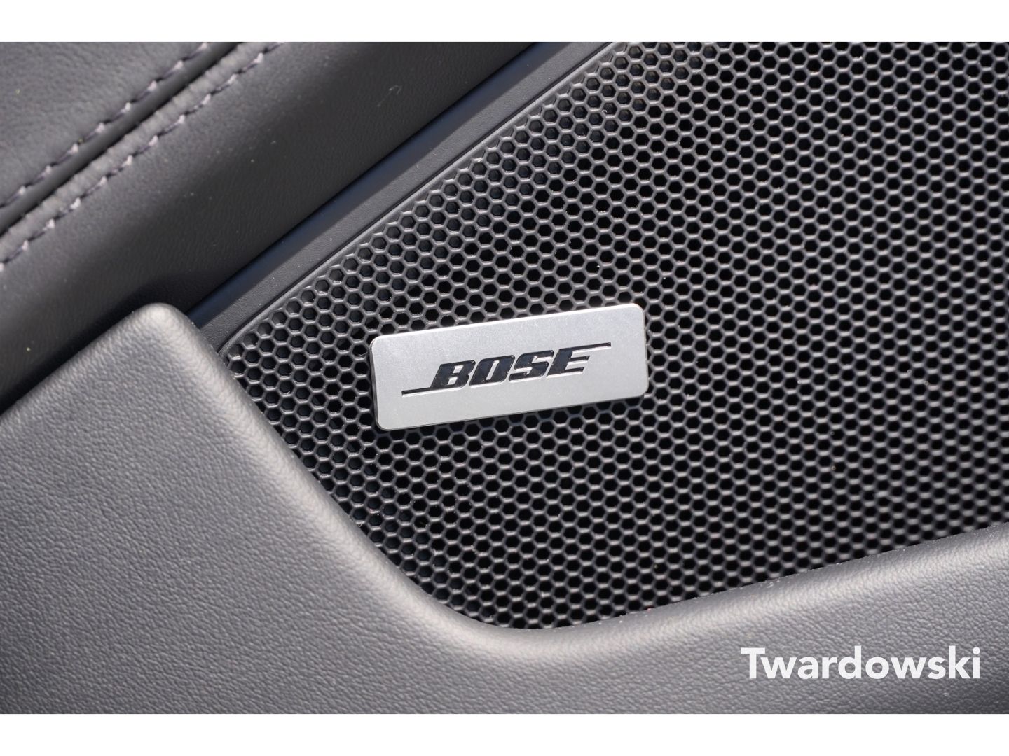 Porsche 911 992 Turbo S Cabriolet APPROVED LIFT MEMO