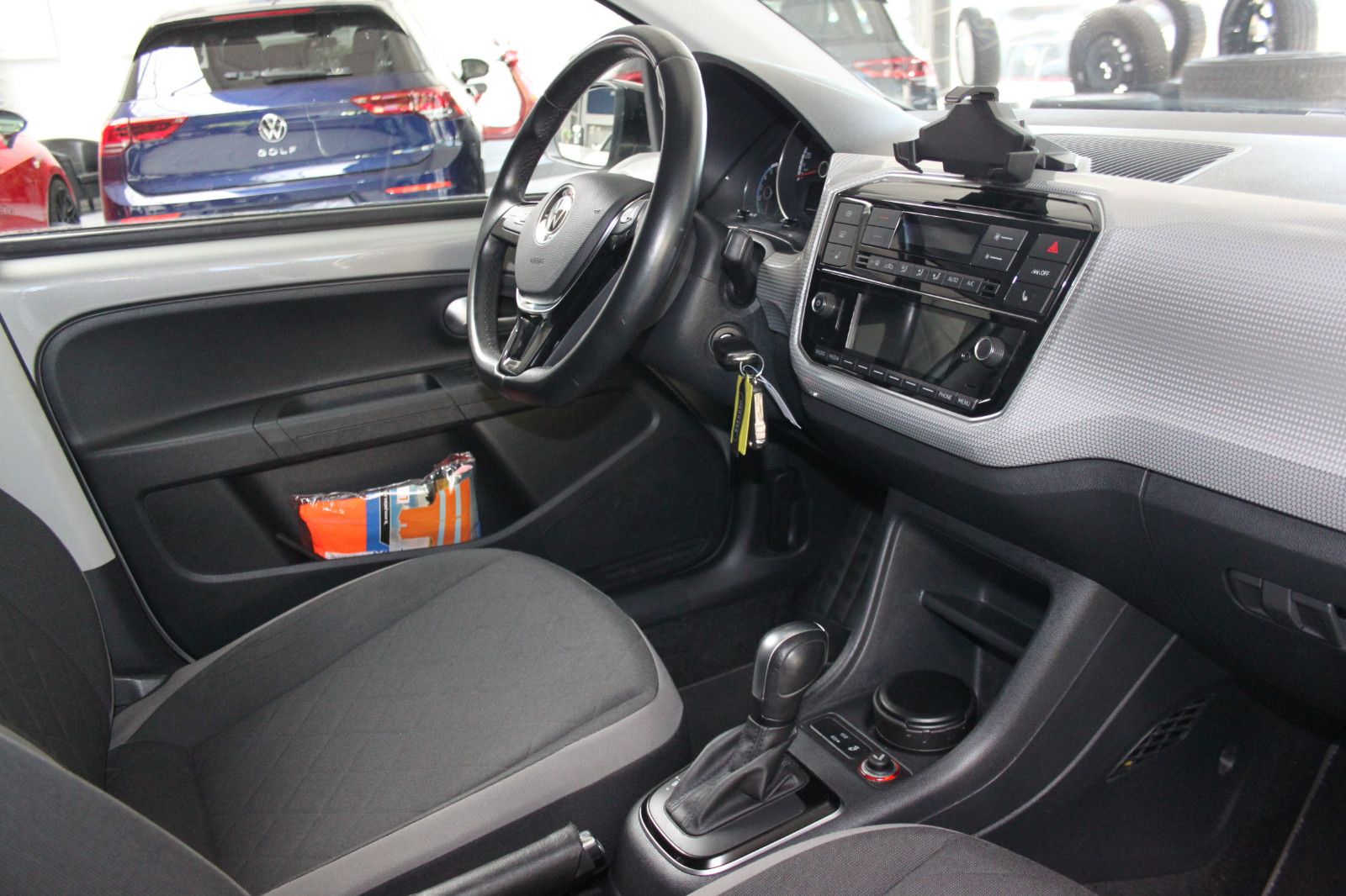 Volkswagen up! e-up! Style - Samsaru's Car Outlet