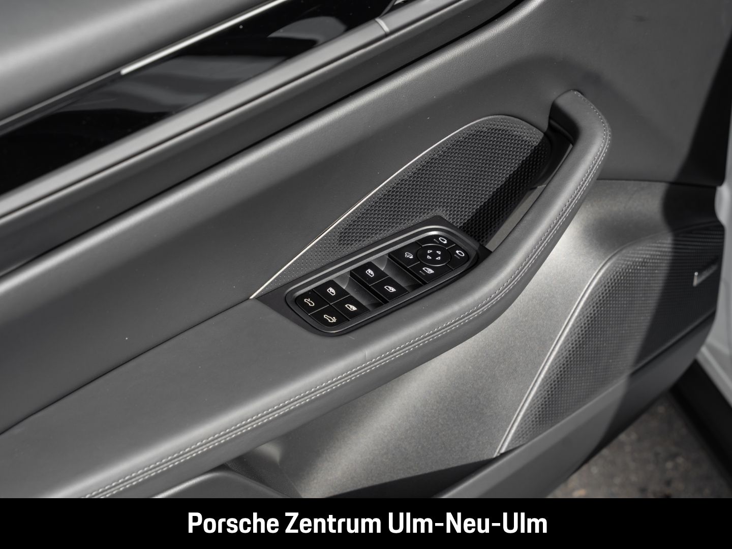 Porsche Macan 4S BOSE InnoDrive Panoramadach LED-Matrix
