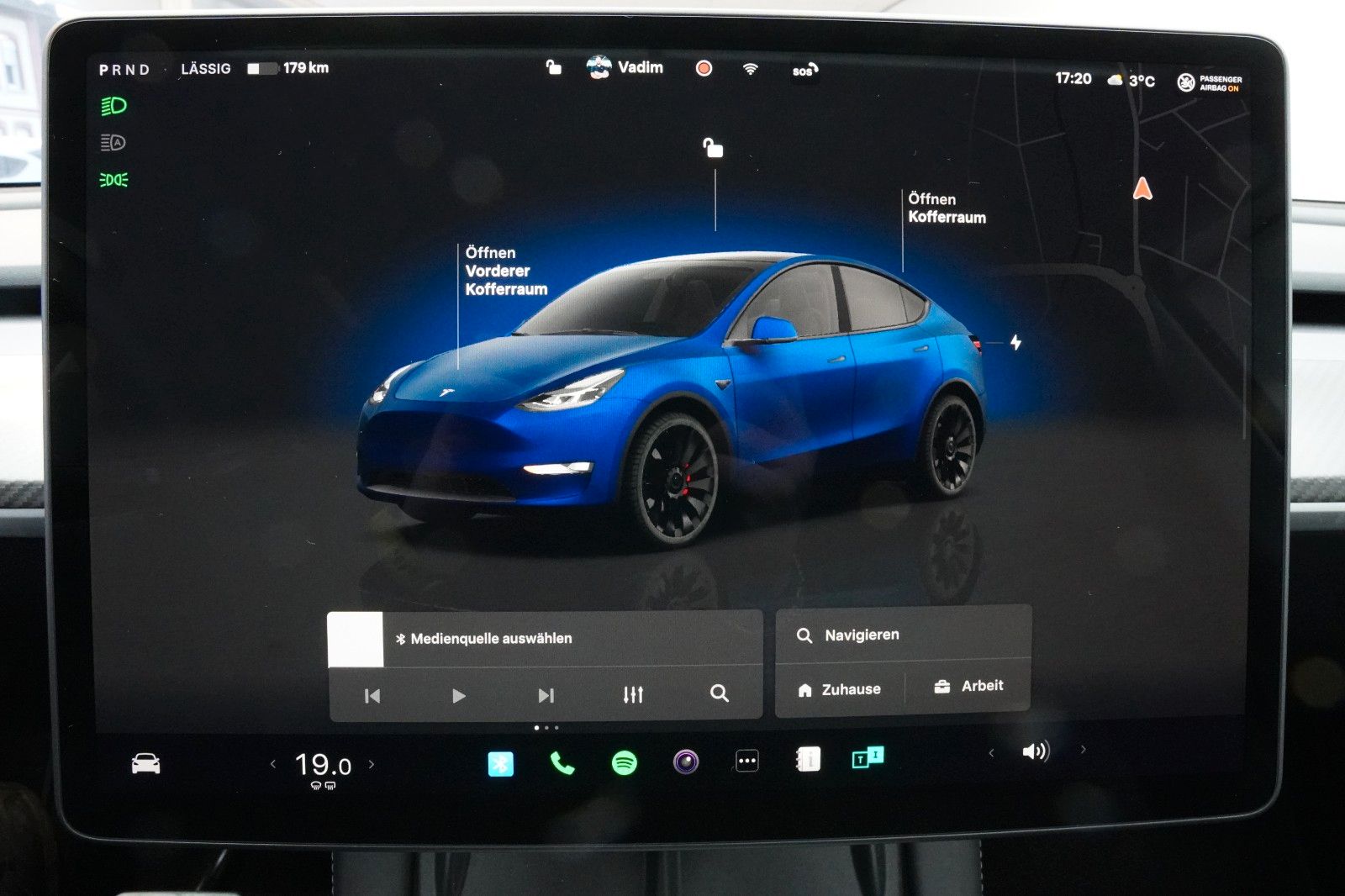 Tesla Model Y Performance Dual AWD *MwSt*Deep Blue*