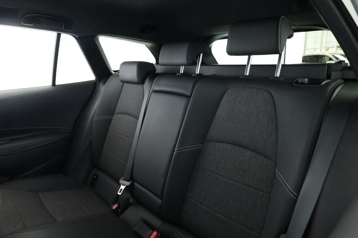 Toyota Corolla Touring Sports 2.0 CVT Team D Navi Kam