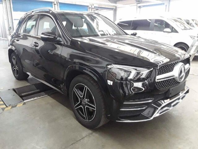 Mercedes-Benz GLE 300d 4M AMG+Pano+Burm+Memory+360