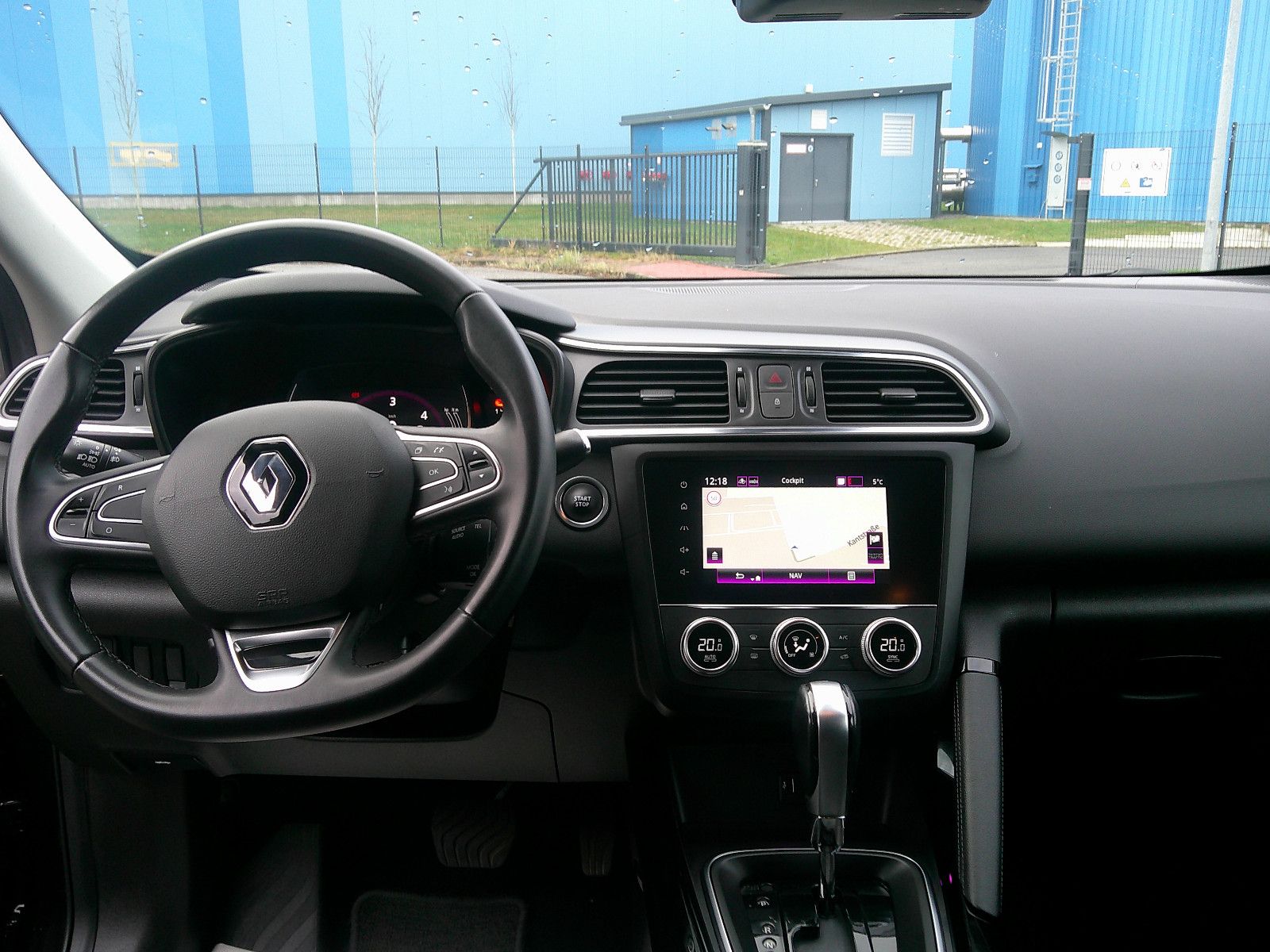 Renault Kadjar Business Automatik Edition - Samsaru's Car Outlet
